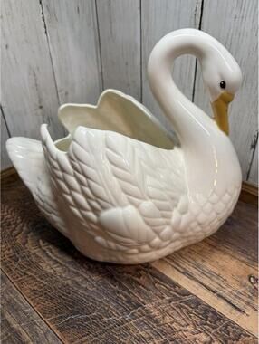 Vintage White Ceramic Swan Planter Unmarked 8.5” Tall Painted Face